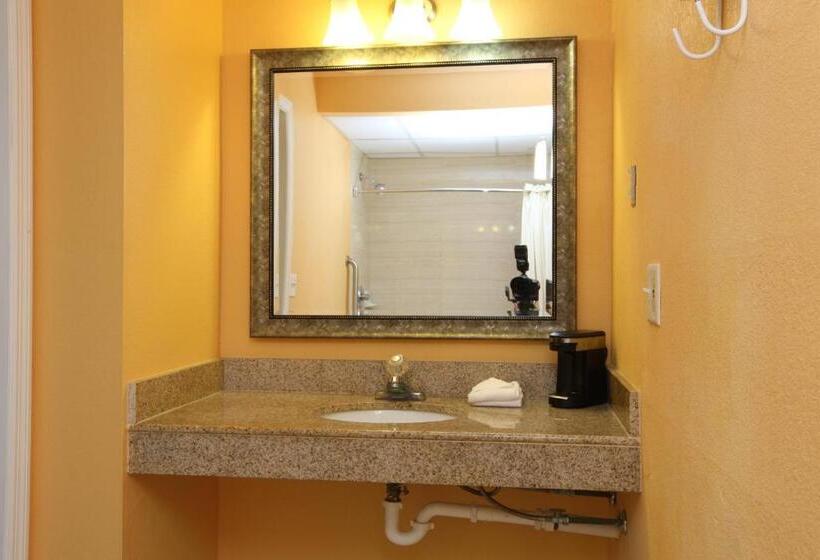 标准单人间, Blue Sky Inn Glens Falls Saratoga Lake George