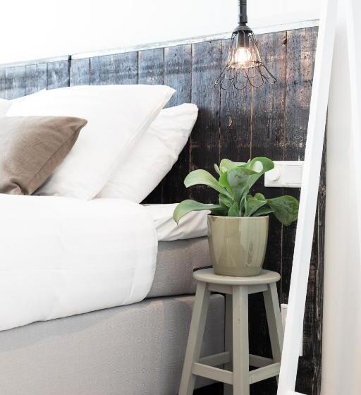 غرفة قياسية ثلاثية, Dwars