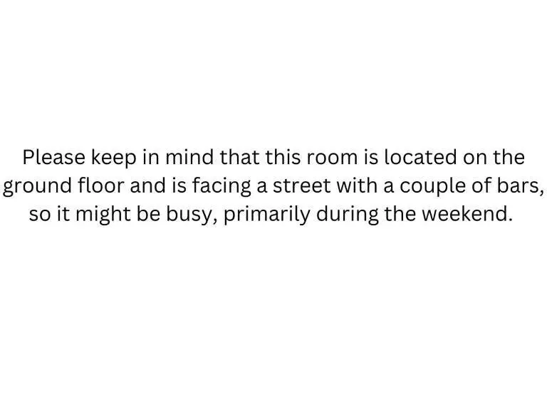 Basic Room, Dwars