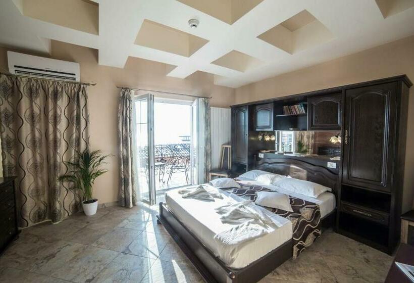 オーシャンビュースタンダードルームバルコニー付き, Ges