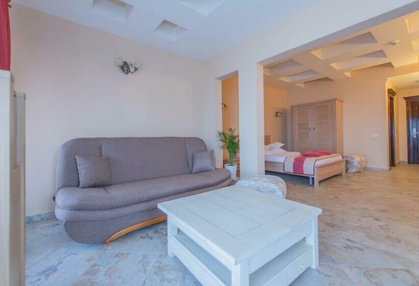 バルコニー付スイート, Ges