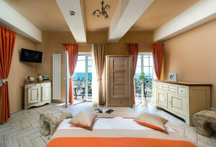 オーシャンビュースタンダードルームバルコニー付き, Ges