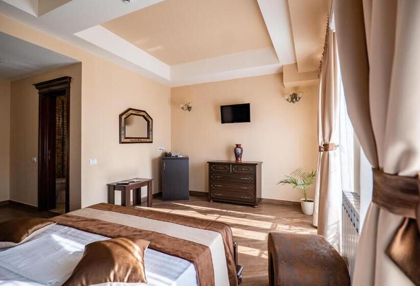 レイクビュースタンダードルーム, Ges