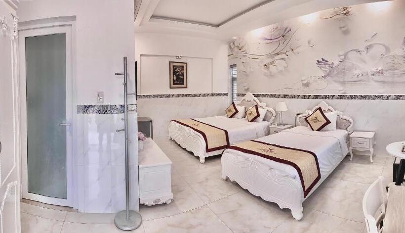 اتاق لوکس سه تخته, Godiva Villa Phu Quoc