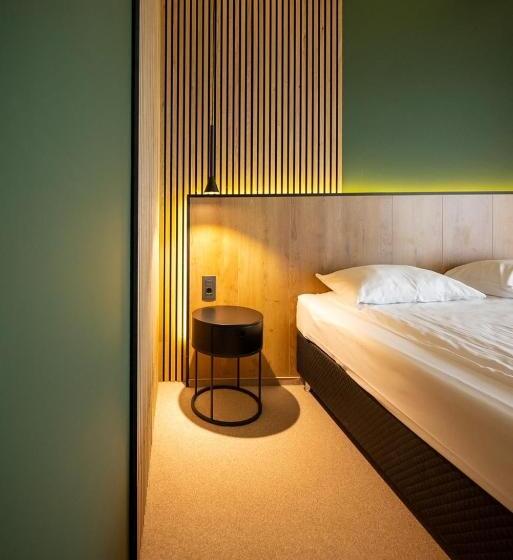 اتاق سوپریور, Stokker