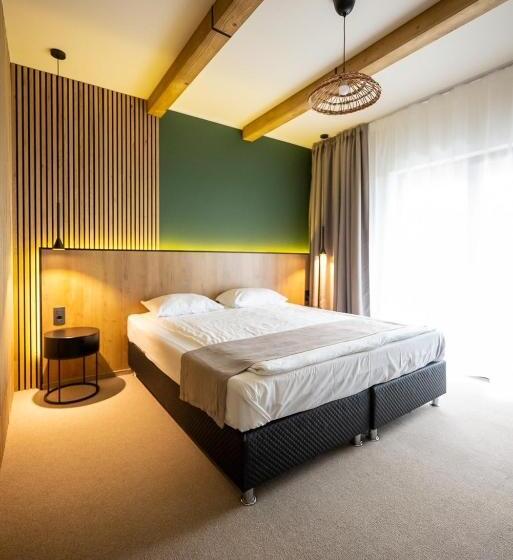 اتاق سوپریور, Stokker