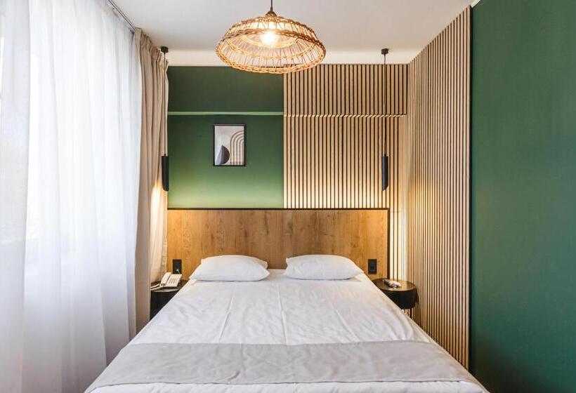 اتاق استاندارد یک نفره, Stokker