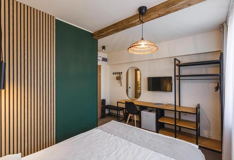 اتاق استاندارد یک نفره, Stokker