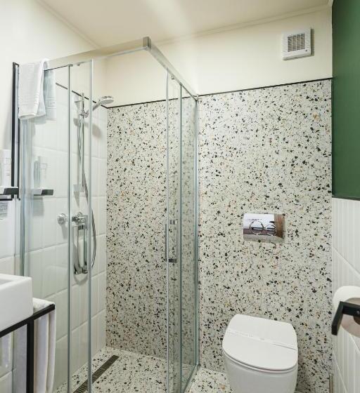 اتاق استاندارد یک نفره, Stokker