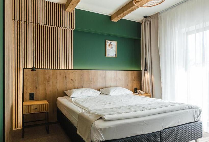 اتاق سوپریور, Stokker