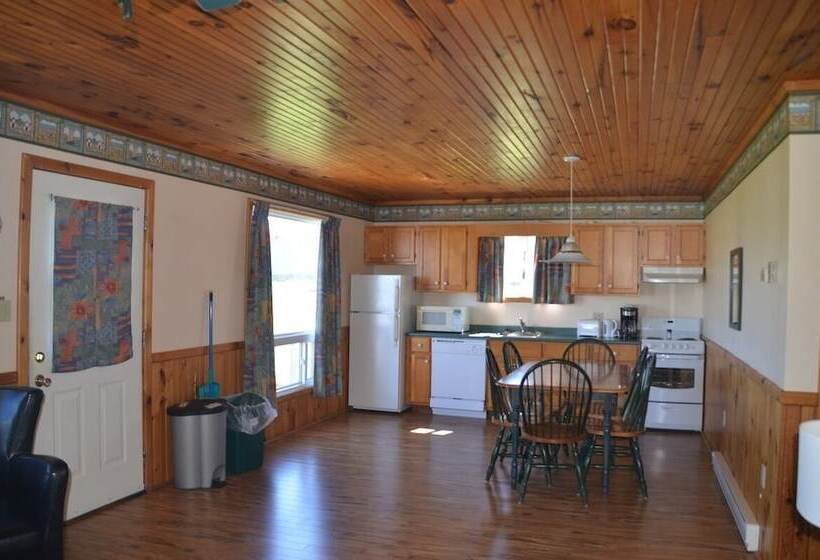 Дом 2 Спальни, Sundance Cottages