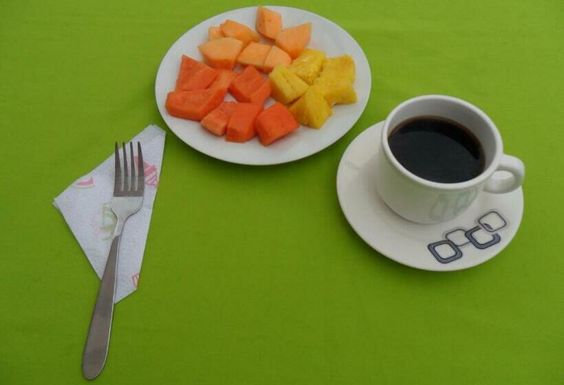 标准间, Tesoro Andino