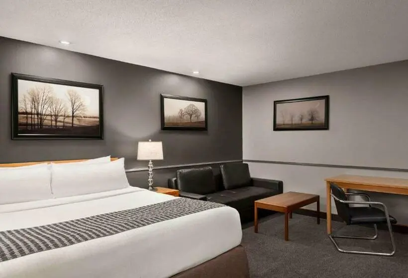 Deluxe-huone King-vuode, Travelodge By Wyndham Brandon
