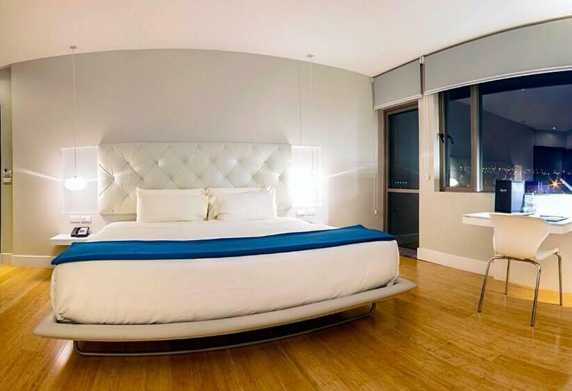 带大床的套房, Tryp By Wyndham Cuenca Zahir