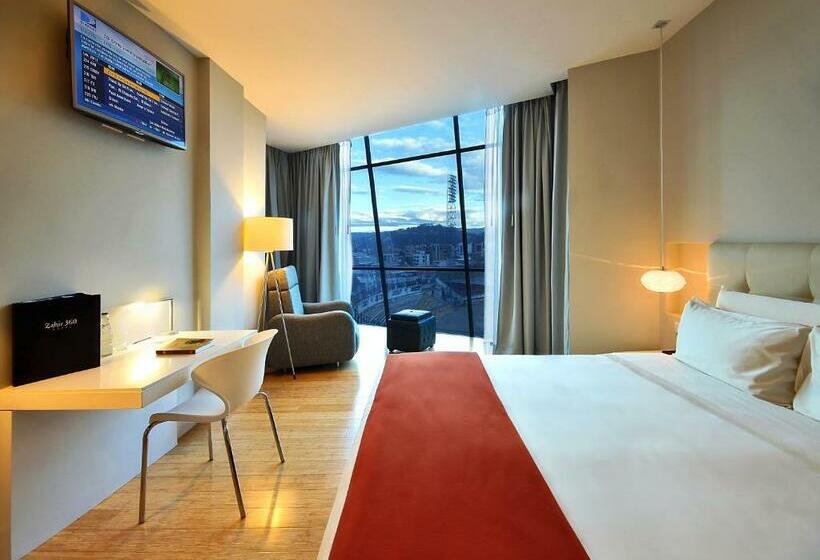Quarto Familiar, Tryp By Wyndham Cuenca Zahir