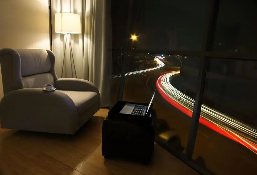 Perhesviitti, Tryp By Wyndham Cuenca Zahir