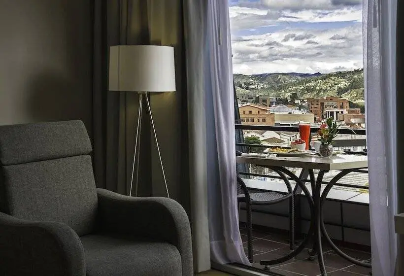 Perhehuone, Tryp By Wyndham Cuenca Zahir
