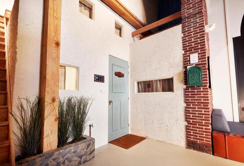 منزل غرفة نوم واحدة, Not Hotel Amsterdam