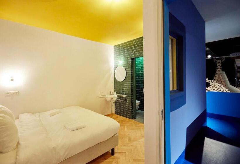 منزل غرفة نوم واحدة, Not Hotel Amsterdam