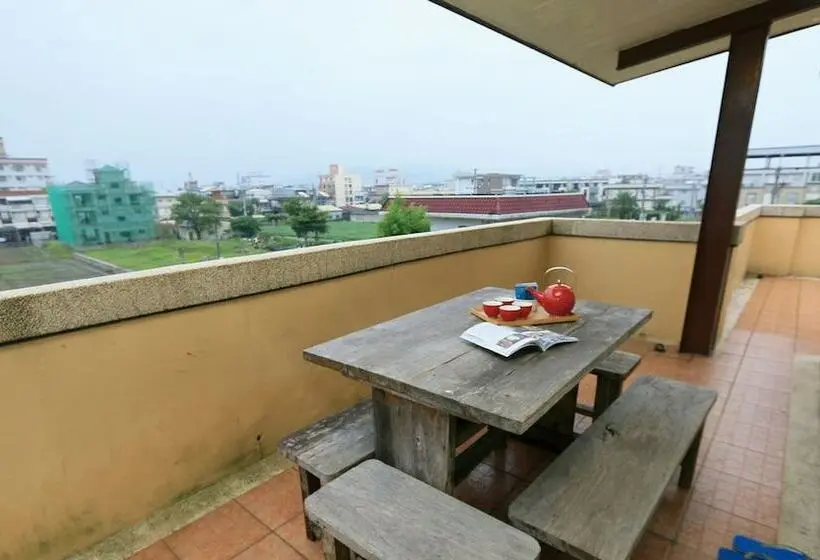 اتاق خانوادگی, Peaceful Coffee B&b