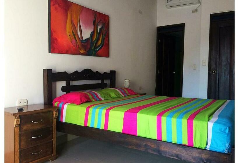 חדר דלוקס עם מרפסת, Hostal Santa Maria City