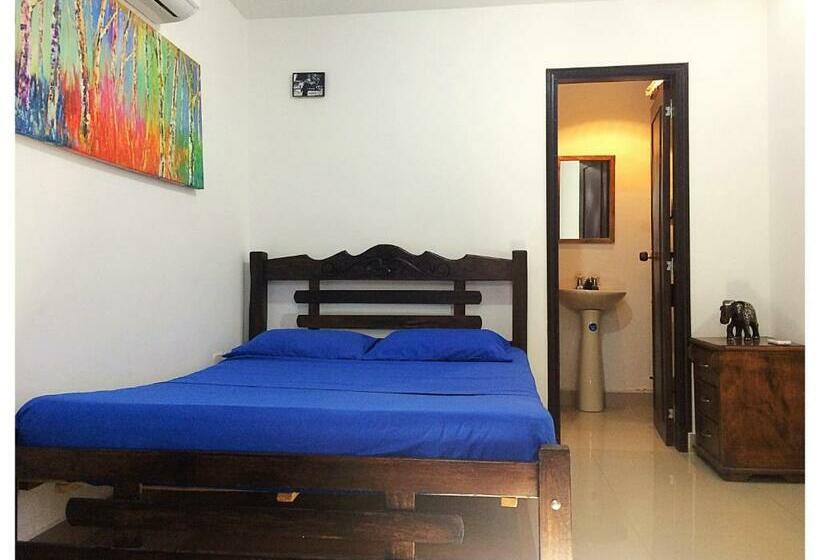 חדר דלוקס, Hostal Santa Maria City