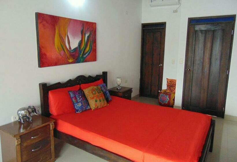חדר דלוקס עם מרפסת, Hostal Santa Maria City
