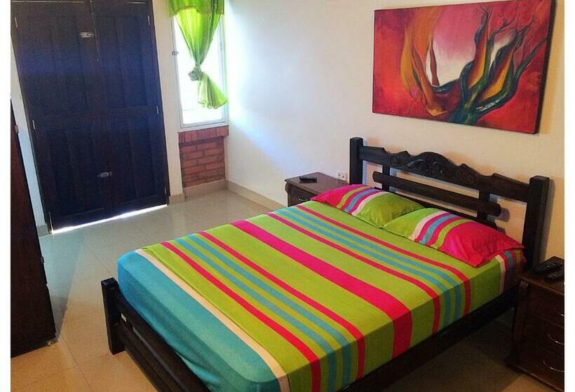 חדר דלוקס עם מרפסת, Hostal Santa Maria City