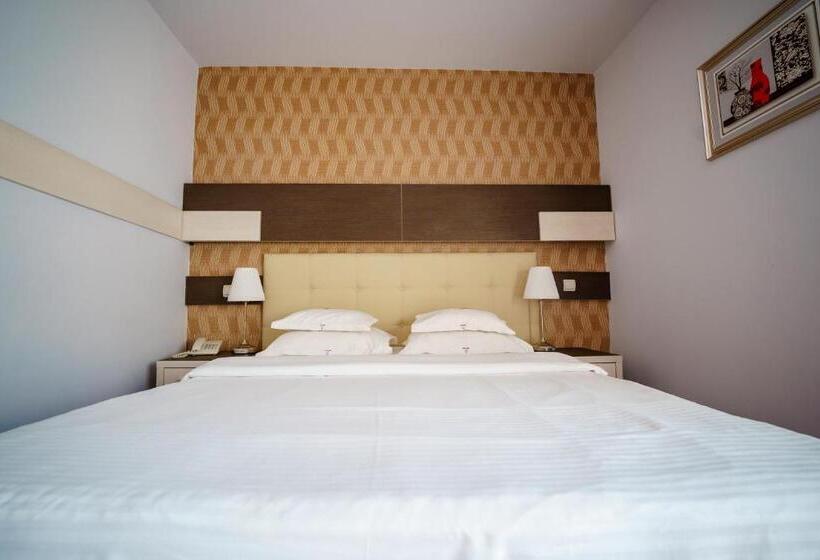 Семейный Номер, Bacolux Afrodita Resort & Spa, Herculane