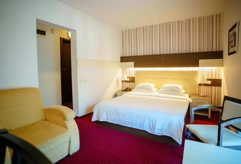 Perhehuone, Bacolux Afrodita Resort & Spa, Herculane