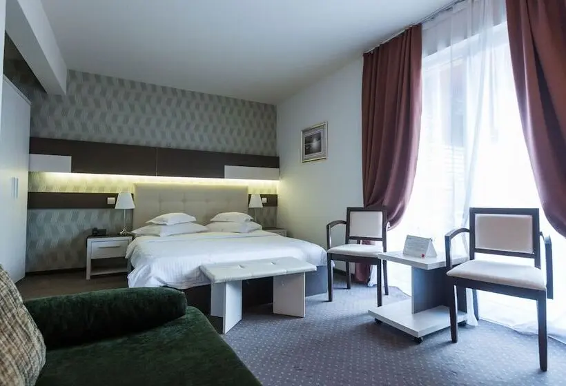 Perhehuone, Bacolux Afrodita Resort & Spa, Herculane