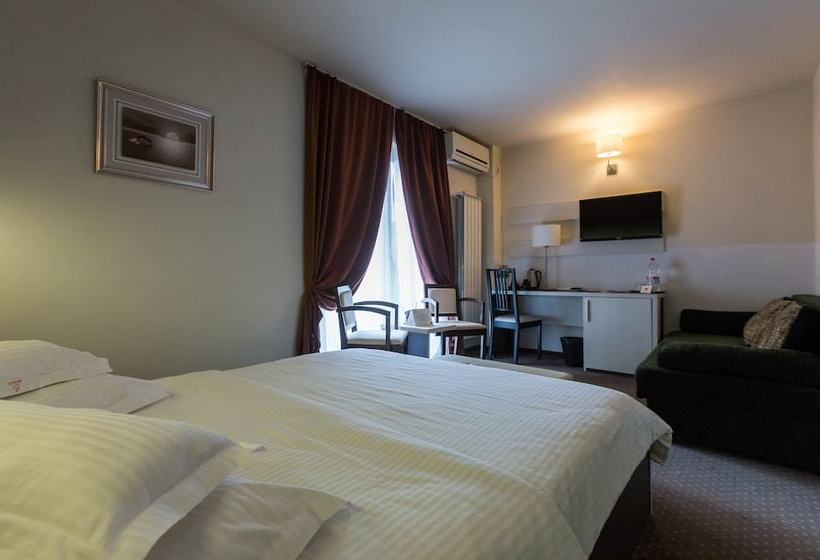 패밀리 룸, Bacolux Afrodita Resort & Spa, Herculane