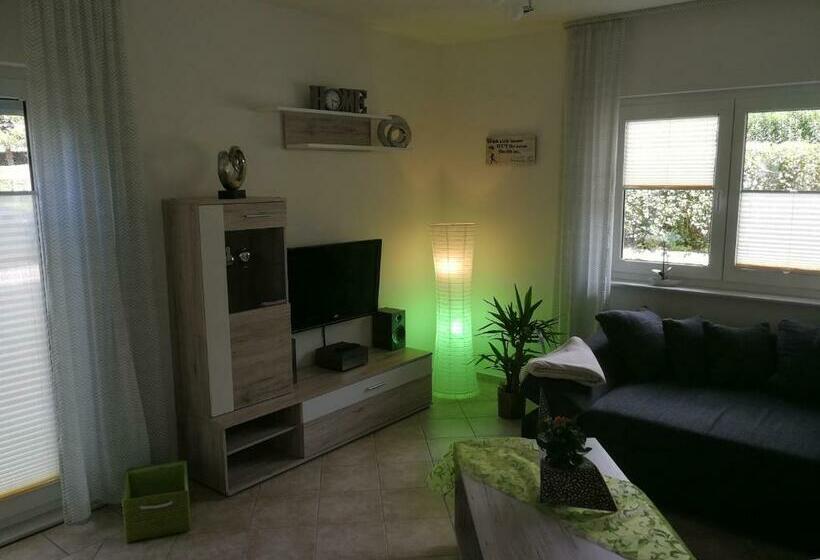 １ベッドルームハウス, Am Markt