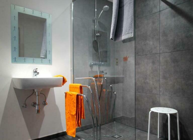 Cameră Cvadruplă Standard, B&b Back2front