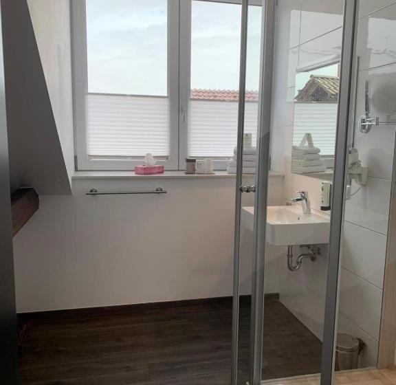 标准工作室带阳台, Best Business Buhl  Boardinghouse