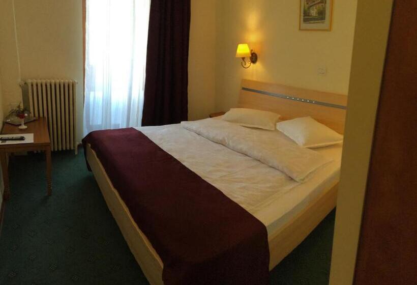 스탠다드 발코니 룸, Bucegi Portile Regatului