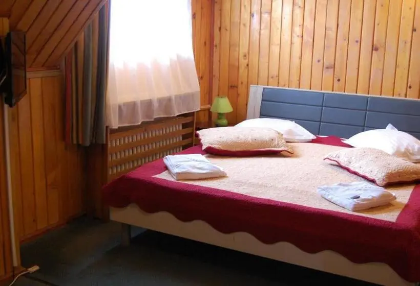 اتاق خانوادگی, Bucegi Portile Regatului