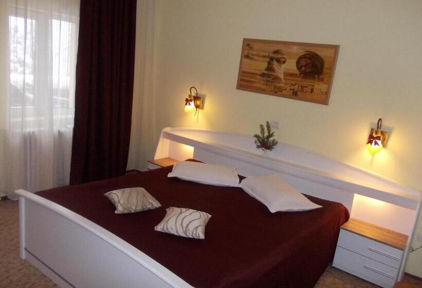 Номер Стандарт с Балконом, Bucegi Portile Regatului