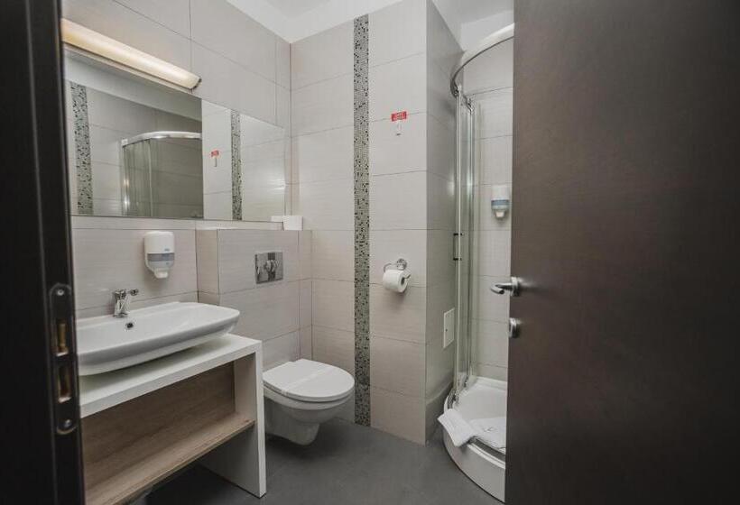 חדר דלוקס, Caro Boutique