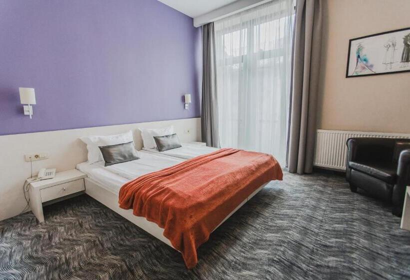 חדר סטנדרט, Caro Boutique