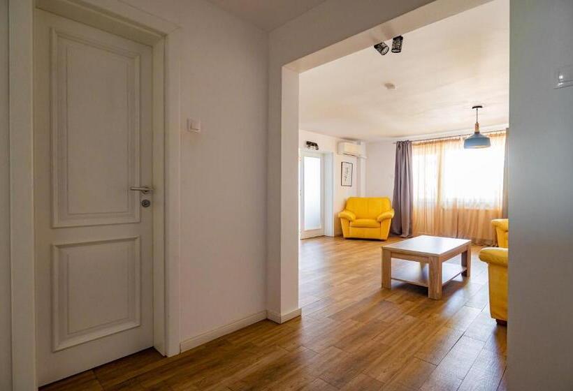 جناح سوبيريور, Complex Paloma Coral