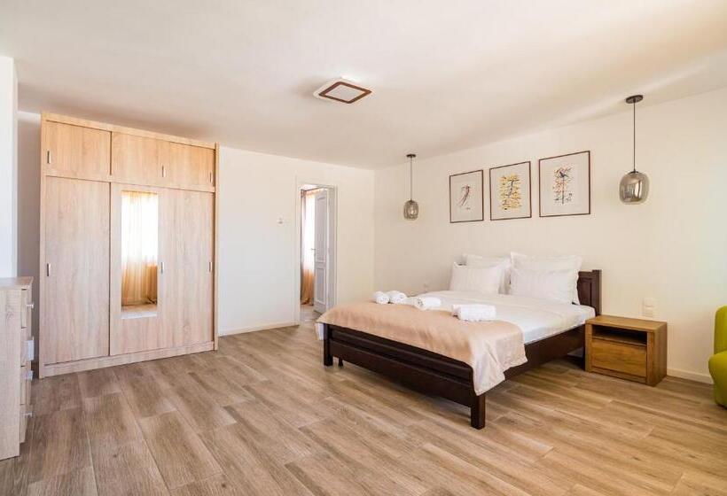 جناح سوبيريور, Complex Paloma Coral