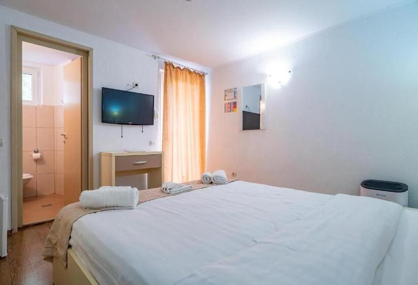 غرفة إقتصادية, Complex Paloma Coral