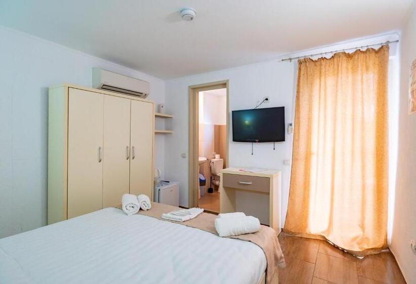 غرفة إقتصادية, Complex Paloma Coral