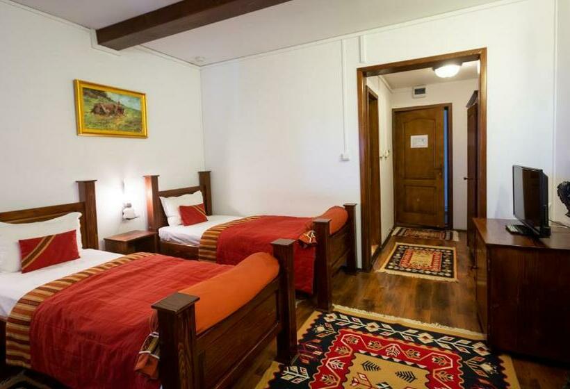 Номер Стандарт, Complex Turistic Moara Dragaicilor