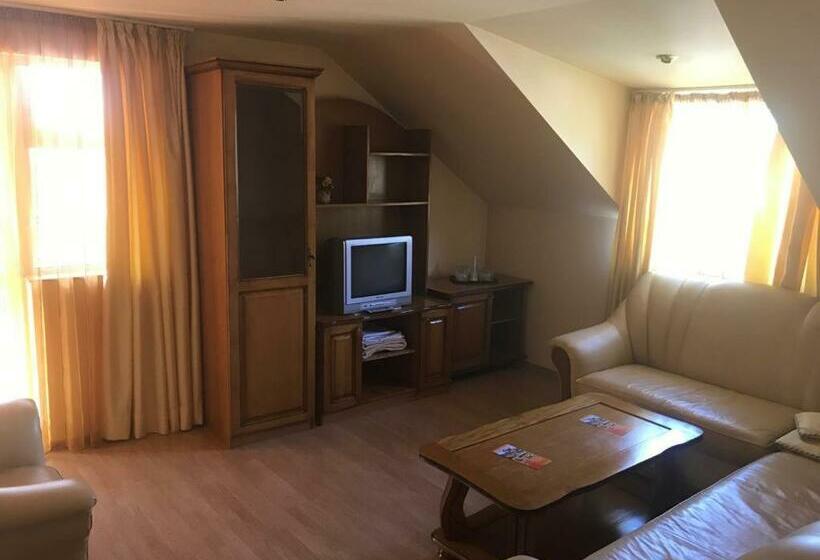 带1个卧室的公寓, Cosmos