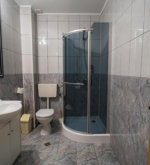 스탠다드 발코니 룸, Dobsi