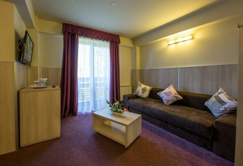 דירת חדר, Eden Grand Resort