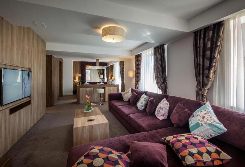 דירת חדר דלוקס, Eden Grand Resort