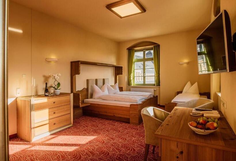 Четырехместный Номер Классик, Freyhof